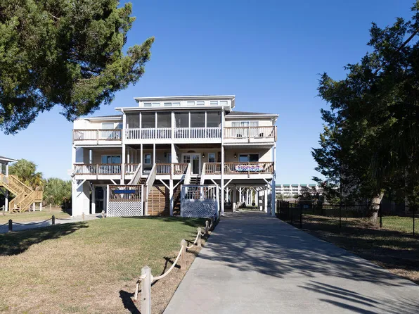 3611 Yacht Club Rd #B, Edisto Island, SC 29438