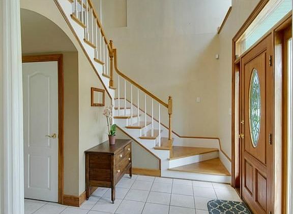 3rd image of 90 River Park Dr
