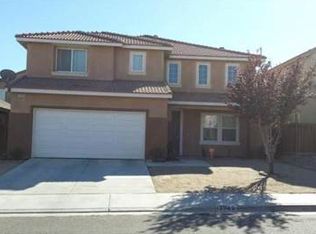 12943 Clovis Ct, Hesperia, CA 92344