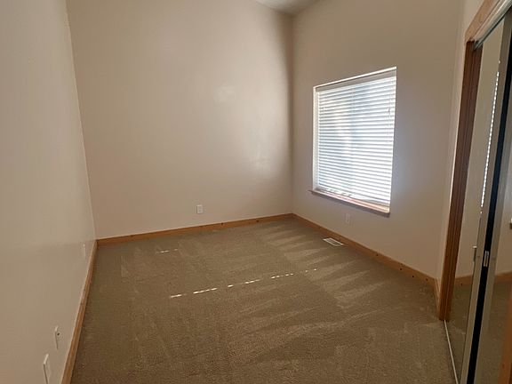 3rd image of 374 Cole Ave #1