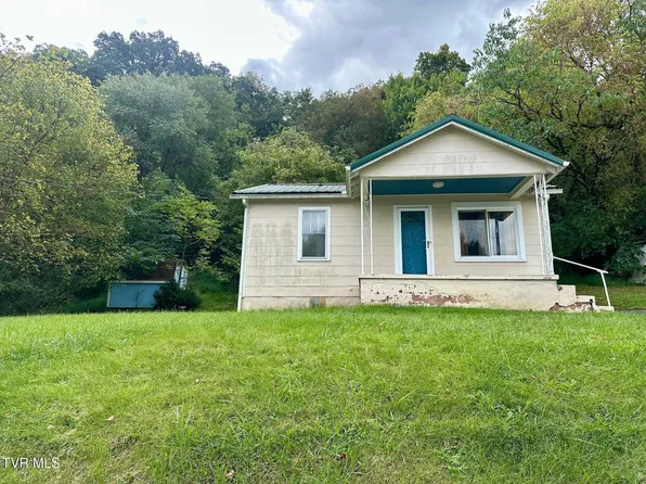 5917 Mustang Dr, Kingsport, TN 37664