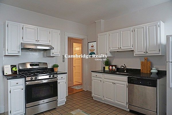 1st image of 40 Calvin St #2T