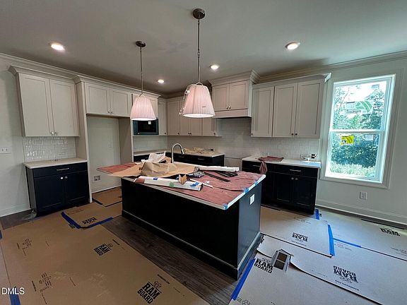 5th image of 1675 Terry Rd