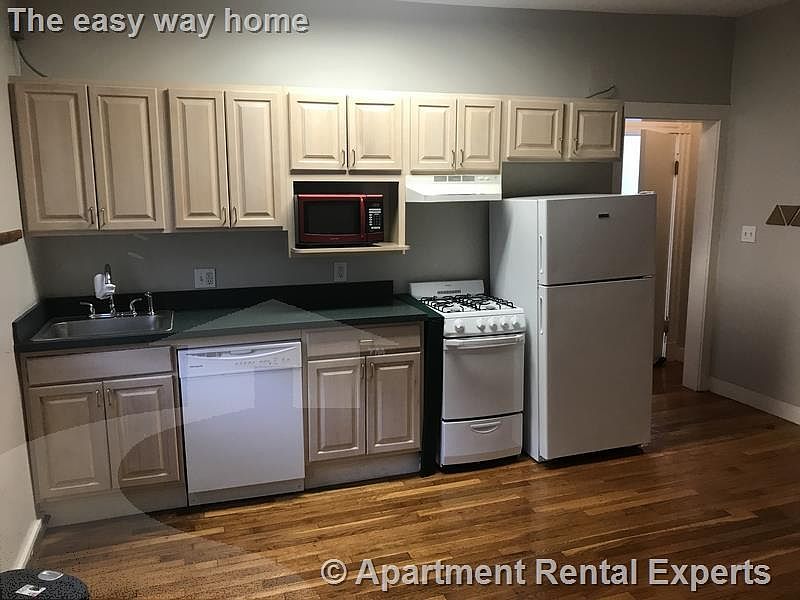 2nd image of 3 John F Kennedy St #7