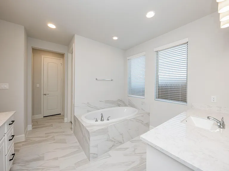 29819 Breezy Pines Loop — Photo 42