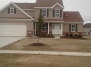989 Plum Grove Dr, Monroe, MI 48161