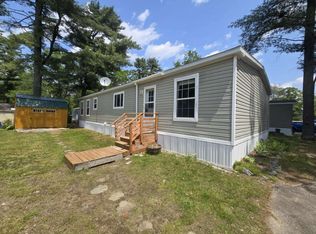 48 Primrose Ln, Brunswick, ME 04011