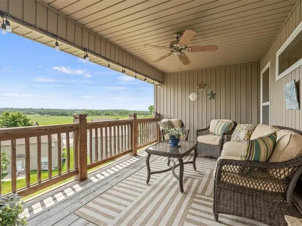 2405 S Old Mill Ct, Independence, MO 64057