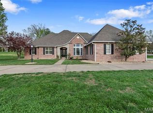 2010 Chesapeake Ave, Cape Girardeau, MO 63701