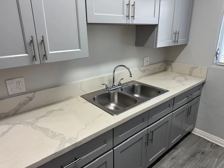 2024 Chestnut Ave — Photo 10