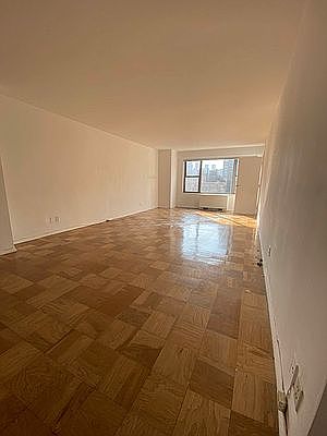 1st image of 200 E 63rd St APT 6G