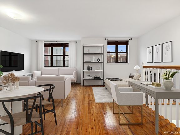 2nd image of 115 Pulaski St #3