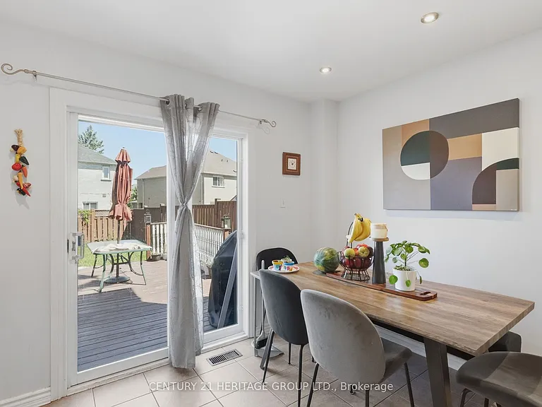 8 Caruso Dr — Photo 10