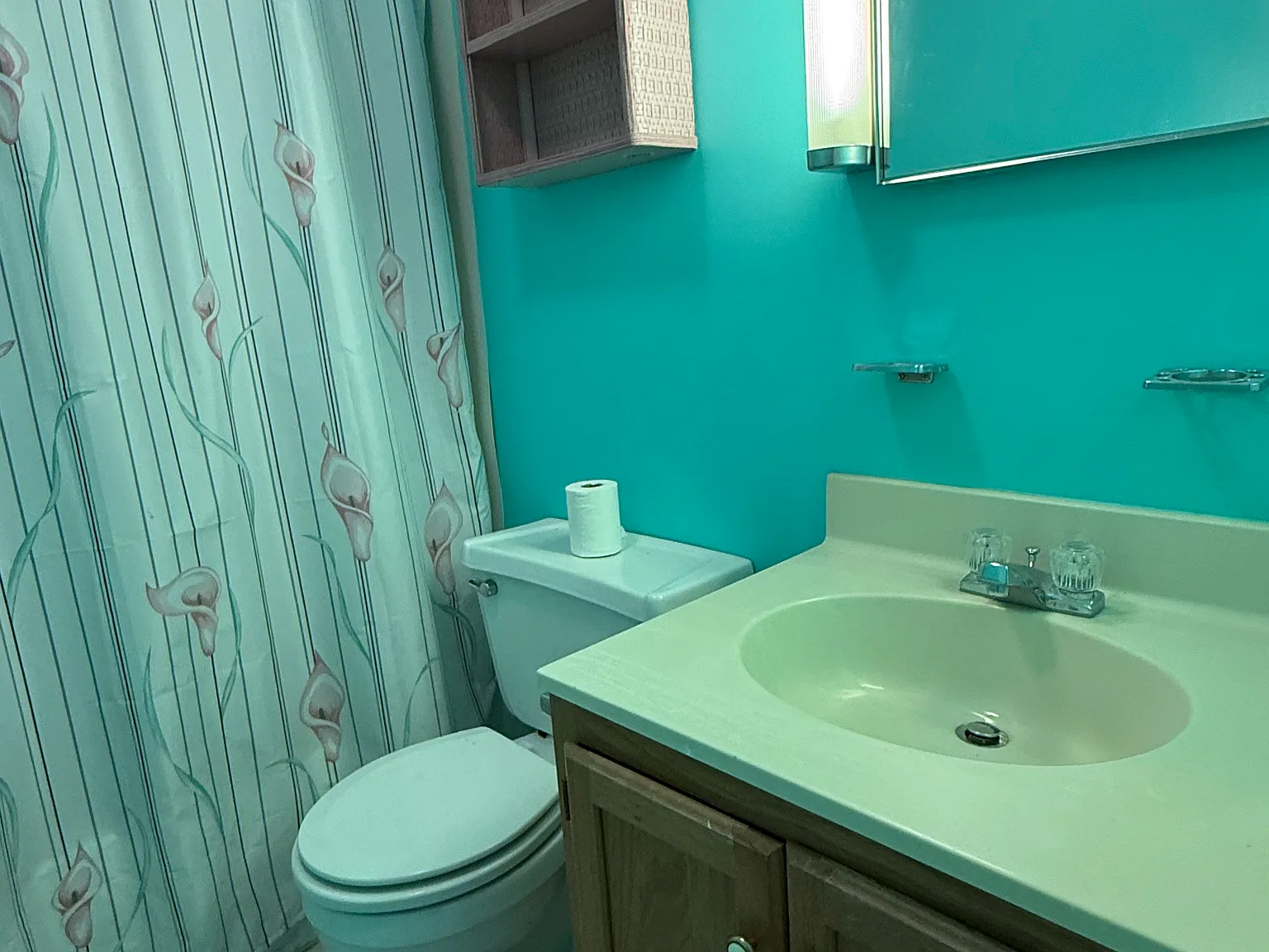 Amity Cir, Gaithersburg — Photo 2