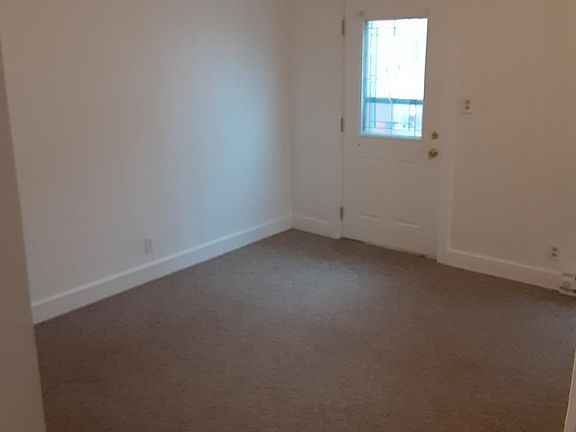 5th image of 1726 Woodland Ave #2
