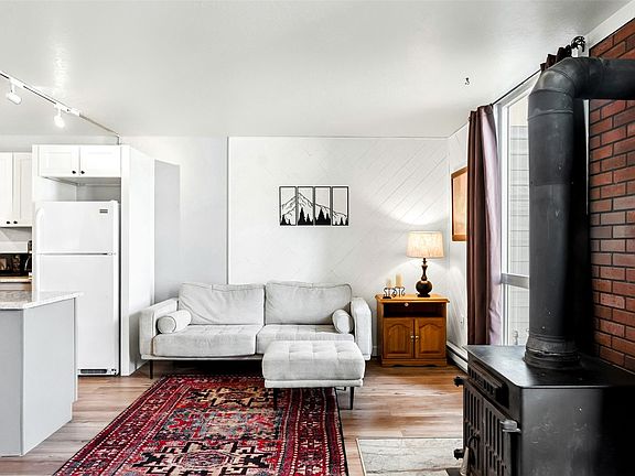 4th image of 390 Straight Creek Drive UNIT 303