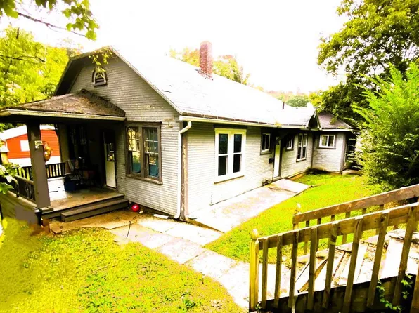 316-318 Southmont Blvd, Johnstown, PA 15905