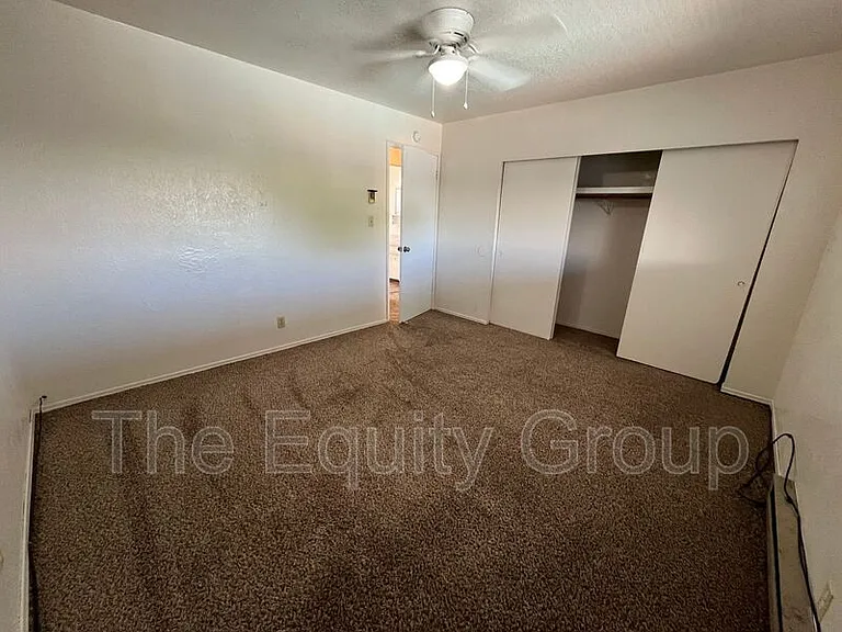 258 N G St #12 — Photo 7