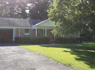 128 Silverwood Dr, Talladega, AL 35160