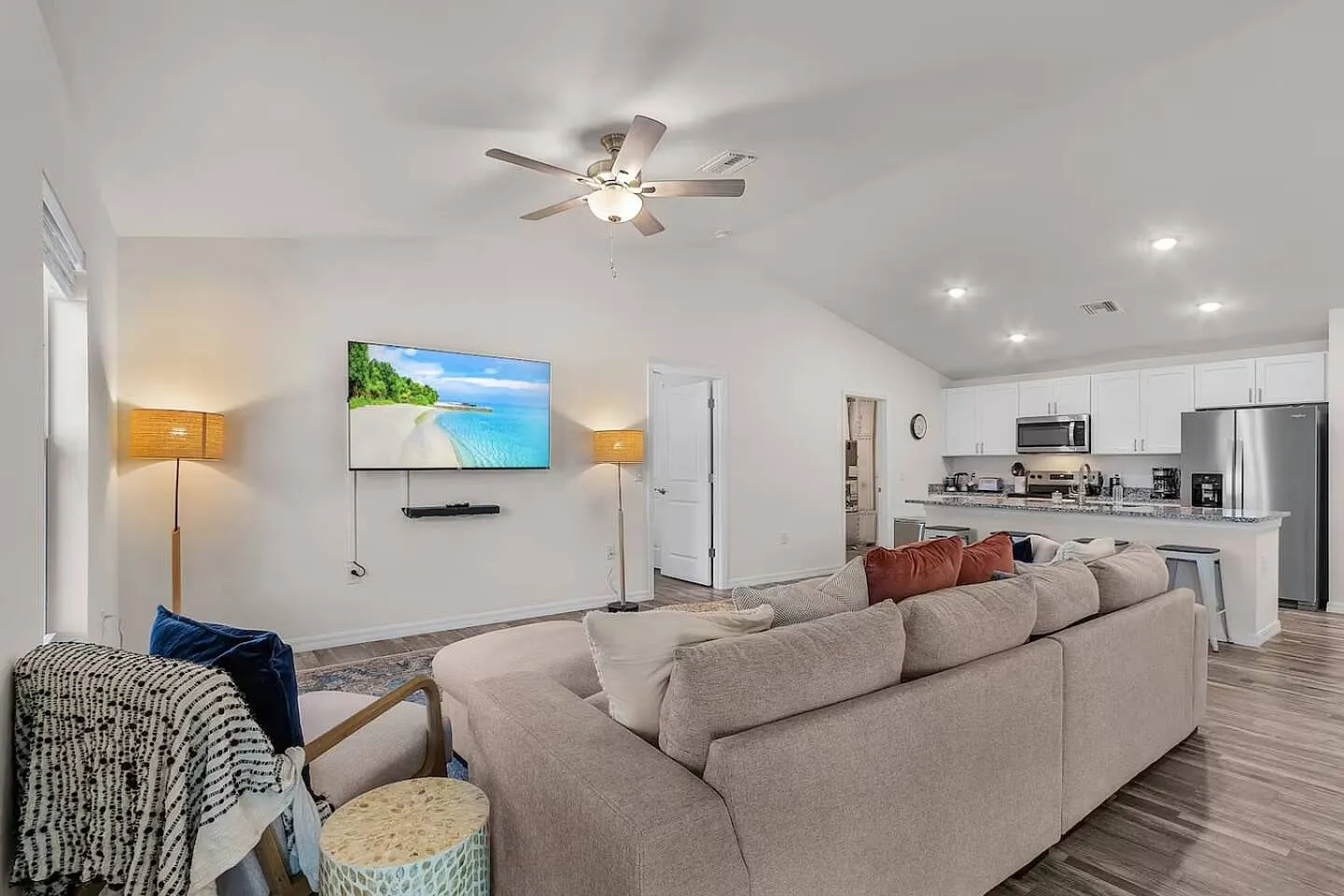 4 bed, 1767 sqft, $3,000 — Photo 4