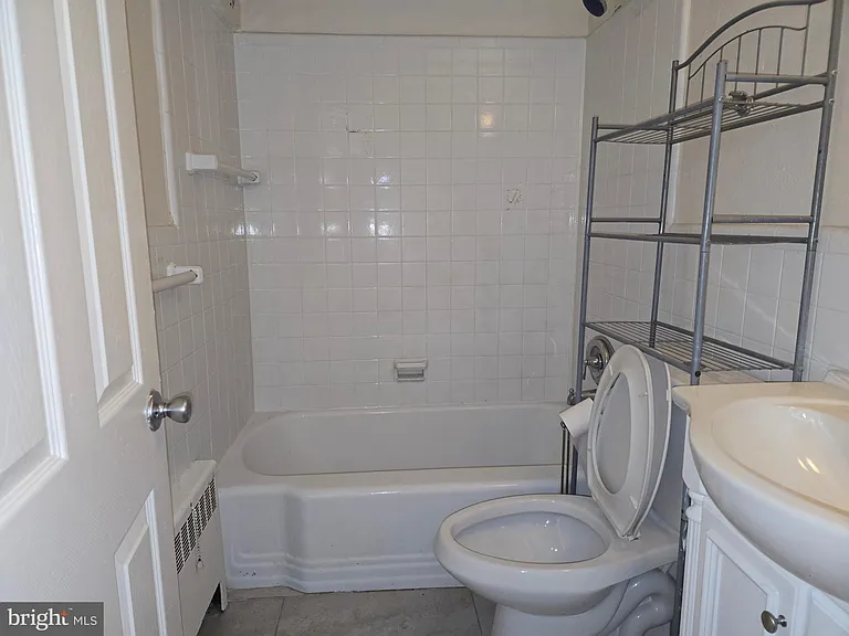 6135 Old York Rd #1/2-1 — Photo 18