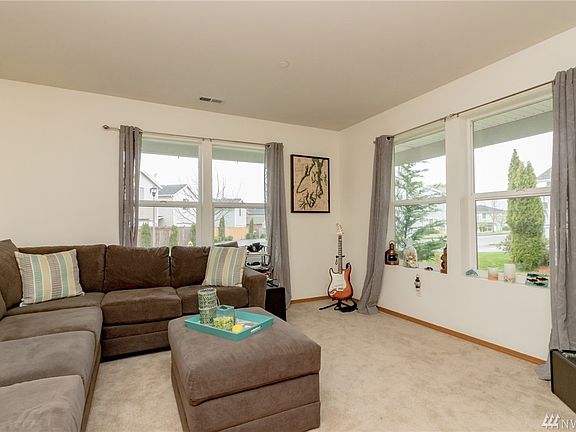 2nd image of 1390 Packwood Ave