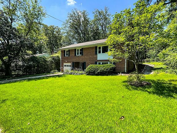 3rd image of 6020 Lowell Ave
