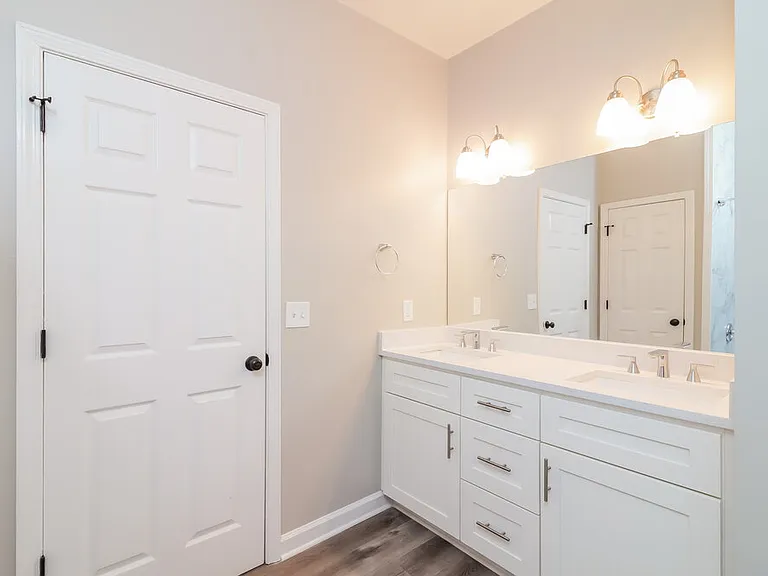 2528 Fairway Cir SW — Photo 11