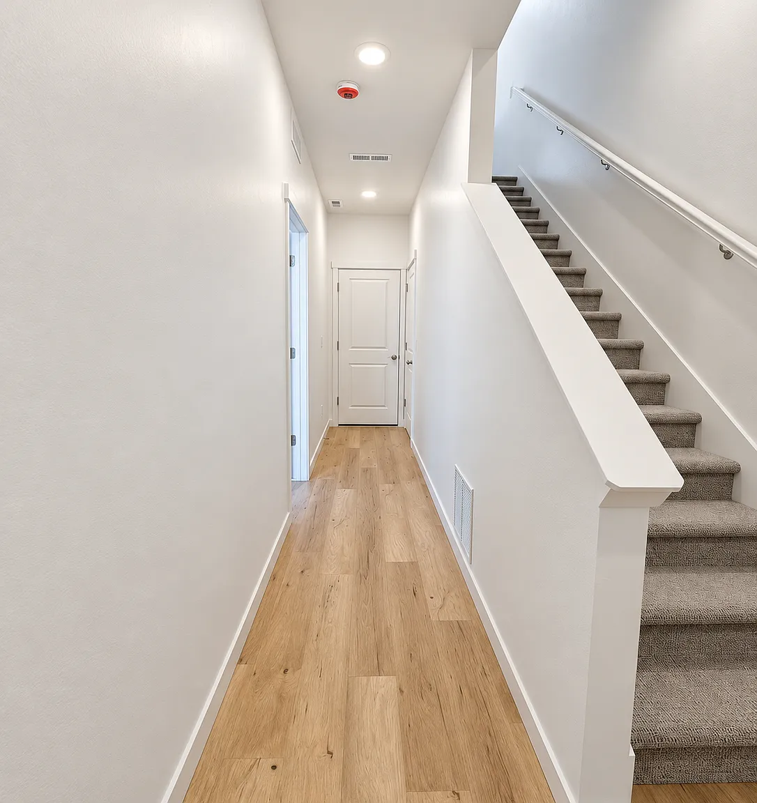 1 bed, 84 sqft, $850 — Photo 2