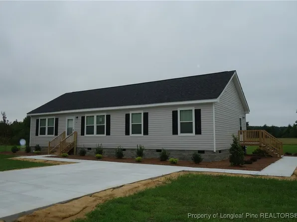 259 E Poplar St, Bladenboro, NC 28320