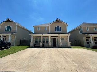 1418 Holleman Dr, College Station, TX 77840