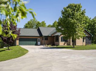 5375 Wright Rd, Bellaire, MI 49615