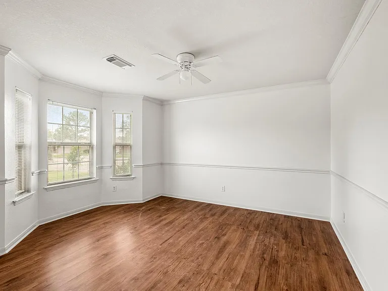 3211 Falcon Trail Dr — Photo 6