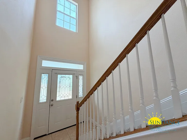 409 Nathey Ave — Photo 2