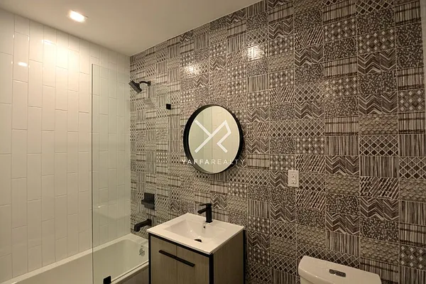 Rented by Yaffa Realty LLC | media 15