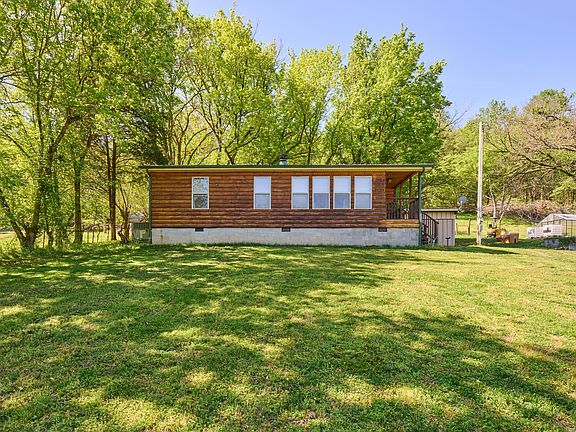 4th image of 271 Richardson Hollow Ln