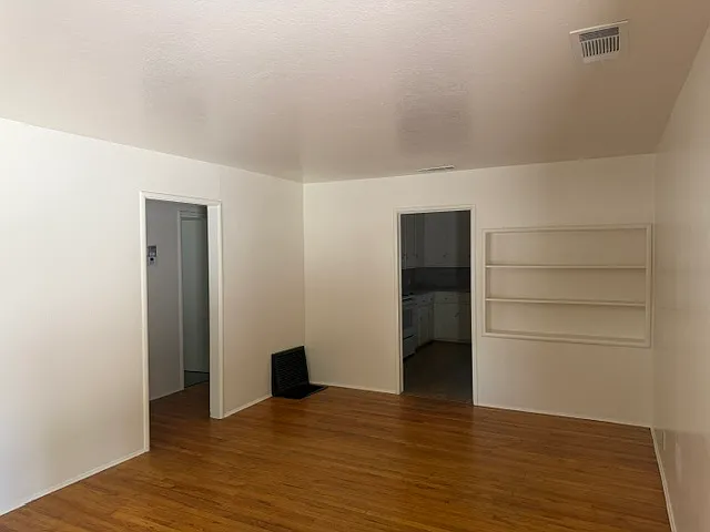 922 Tully Rd #1 — Photo 3