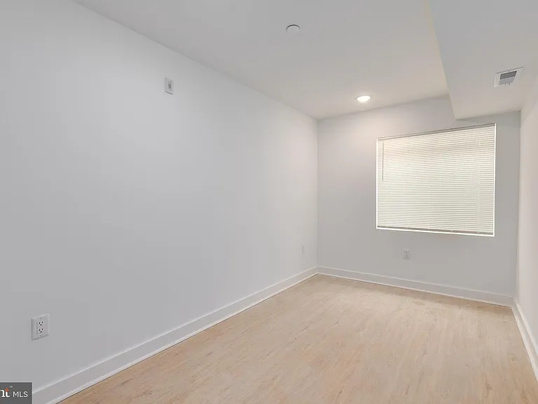 4153 Mantua Ave #1 — Photo 4