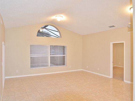 4th image of 264 Old Mill Cir