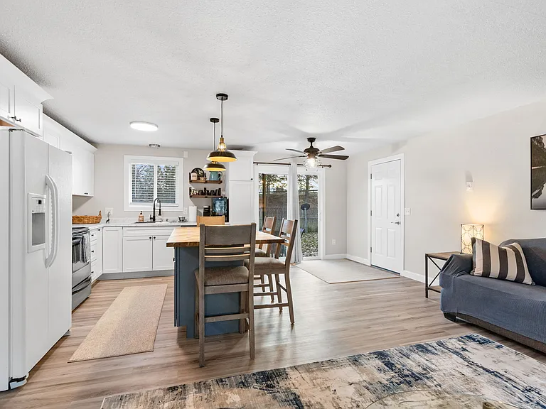 1820 N Burl Ln — Photo 10