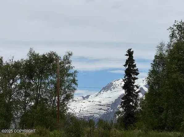 22329 E Clare Way, Palmer, AK 99645