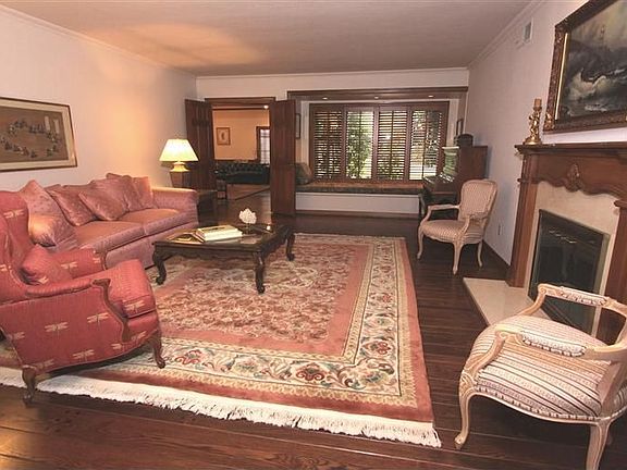 5th image of 1415 44th St