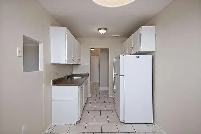 1100 Jalna Blvd #706 — Photo 9