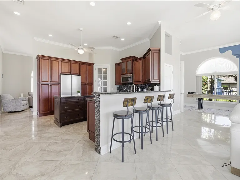 2371 Coral Point Dr — Photo 25