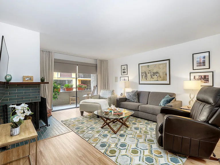 3940 Dove St #207 — Photo 7