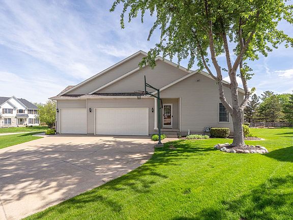 3rd image of 5355 Heather Glen Cir