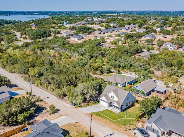 5416 Stonegate Cir, Granbury, TX 76048
