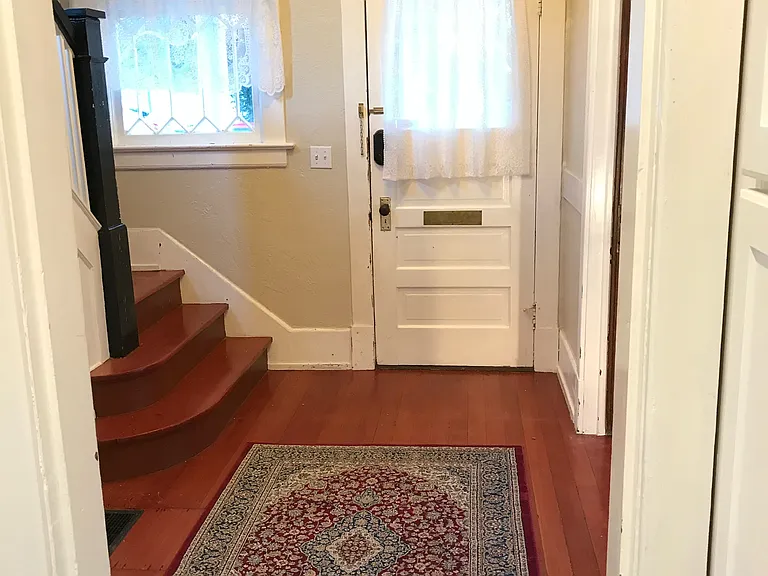 Entry way