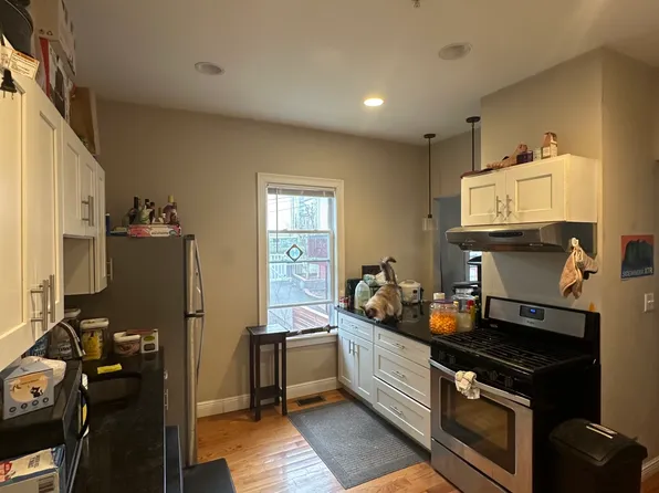 171 Walnut St, Somerville, MA