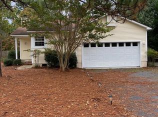 40 Vixen Ln, Pinehurst, NC 28374